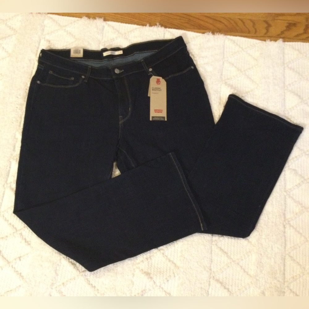 🎉13xHP!!🎉 NWT Levi’s | Classic Bootcut Sculpt Jeans - Picture 9 of 16